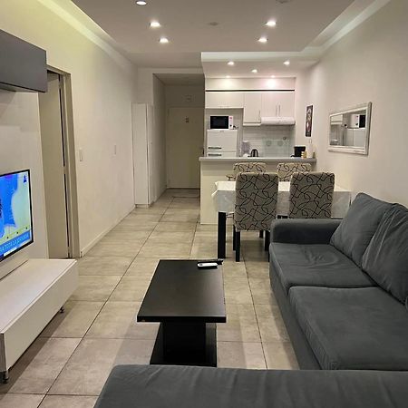 Suite In San Telmo Dormitorio En Suite Con Dos Banos Y Balcon A La Calle Buenos Aires Exteriér fotografie