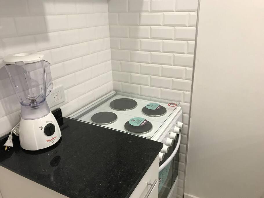 Suite In San Telmo Dormitorio En Suite Con Dos Banos Y Balcon A La Calle Buenos Aires Exteriér fotografie