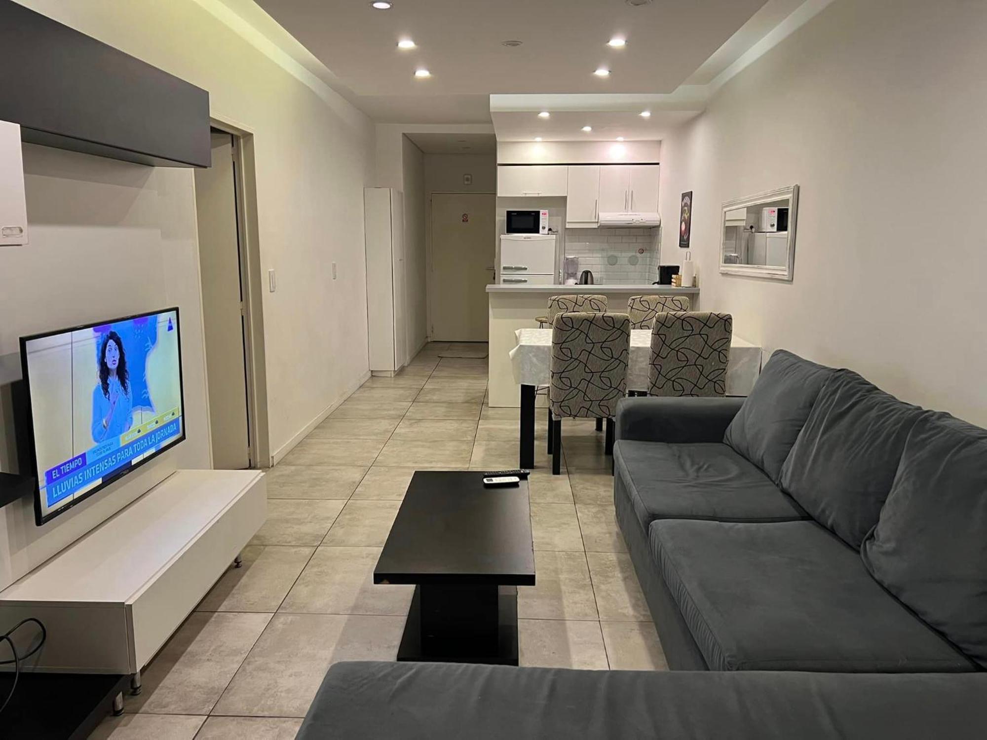 Suite In San Telmo Dormitorio En Suite Con Dos Banos Y Balcon A La Calle Buenos Aires Exteriér fotografie